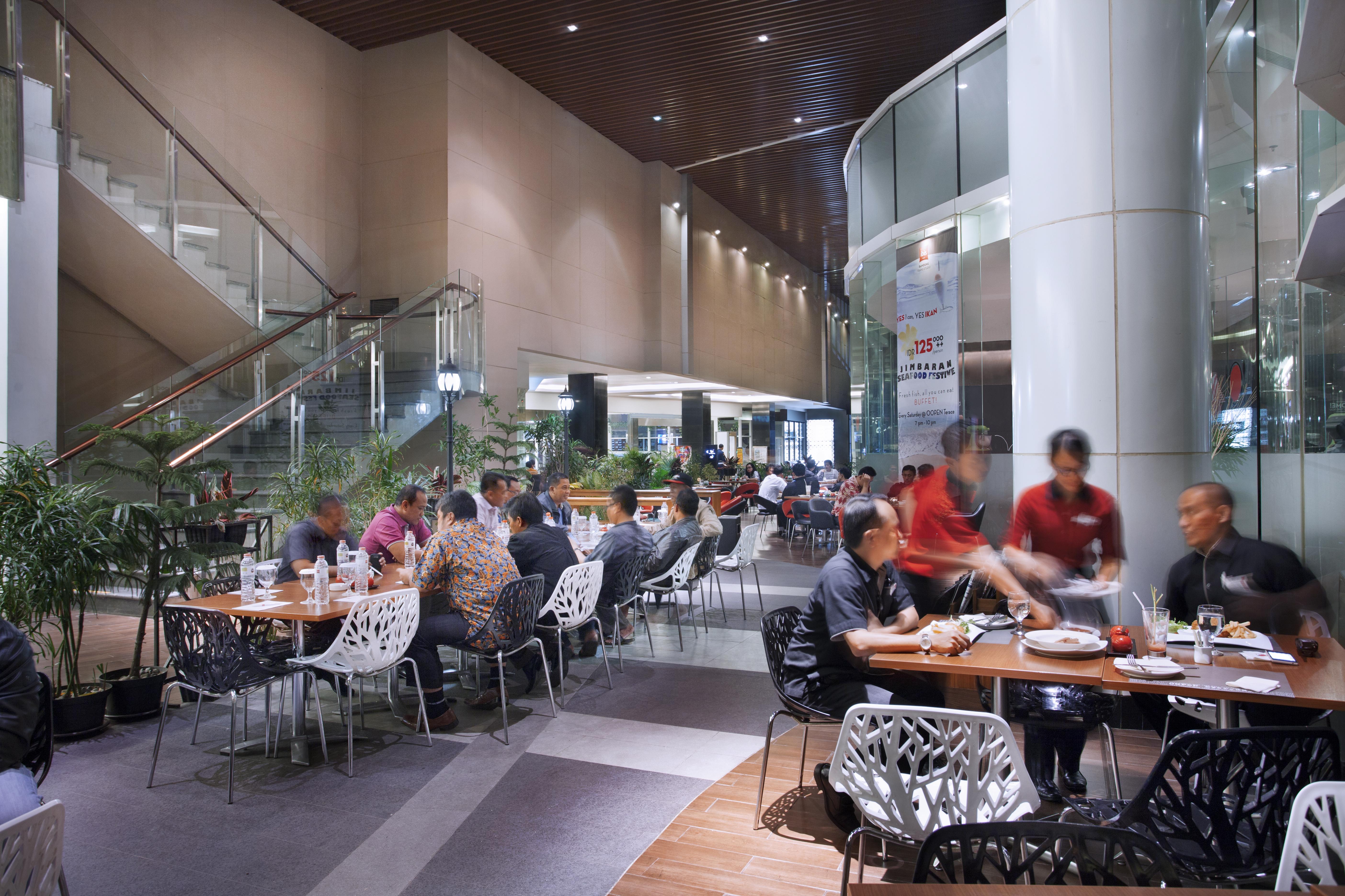 Ibis Bandung Trans Studio Extérieur photo