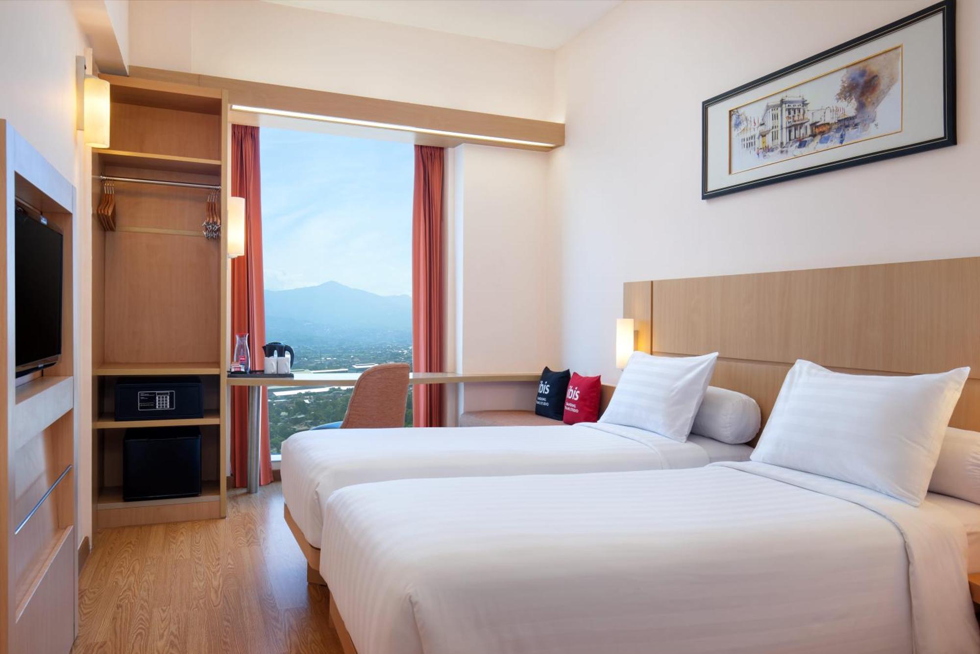 Ibis Bandung Trans Studio Extérieur photo