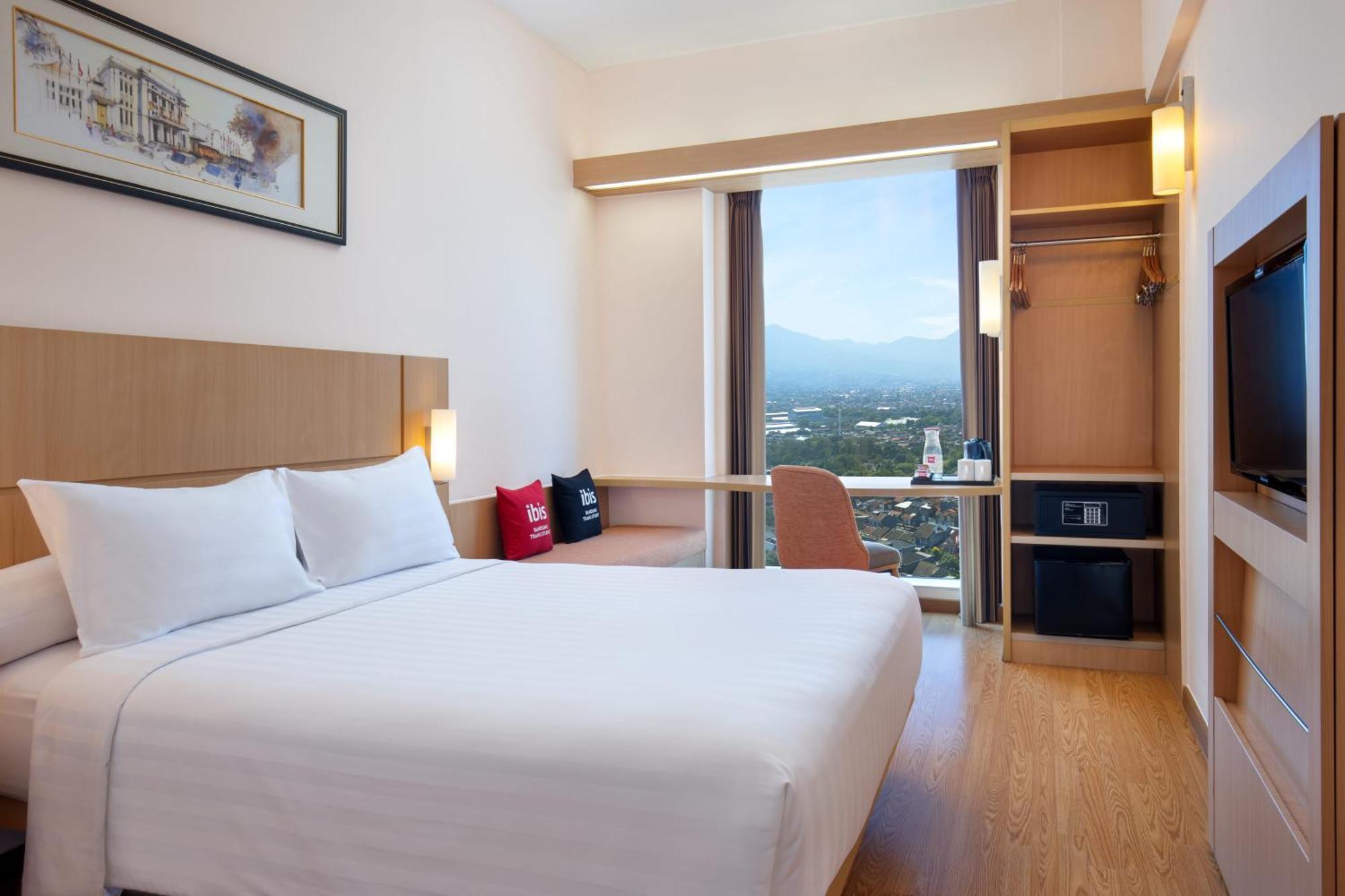 Ibis Bandung Trans Studio Extérieur photo