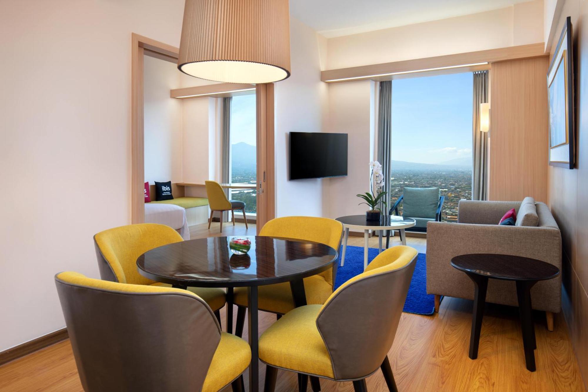 Ibis Bandung Trans Studio Extérieur photo