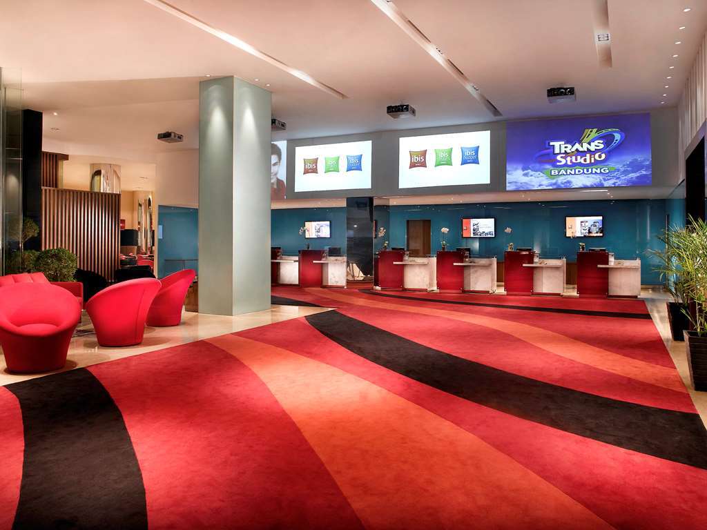 Ibis Bandung Trans Studio Extérieur photo